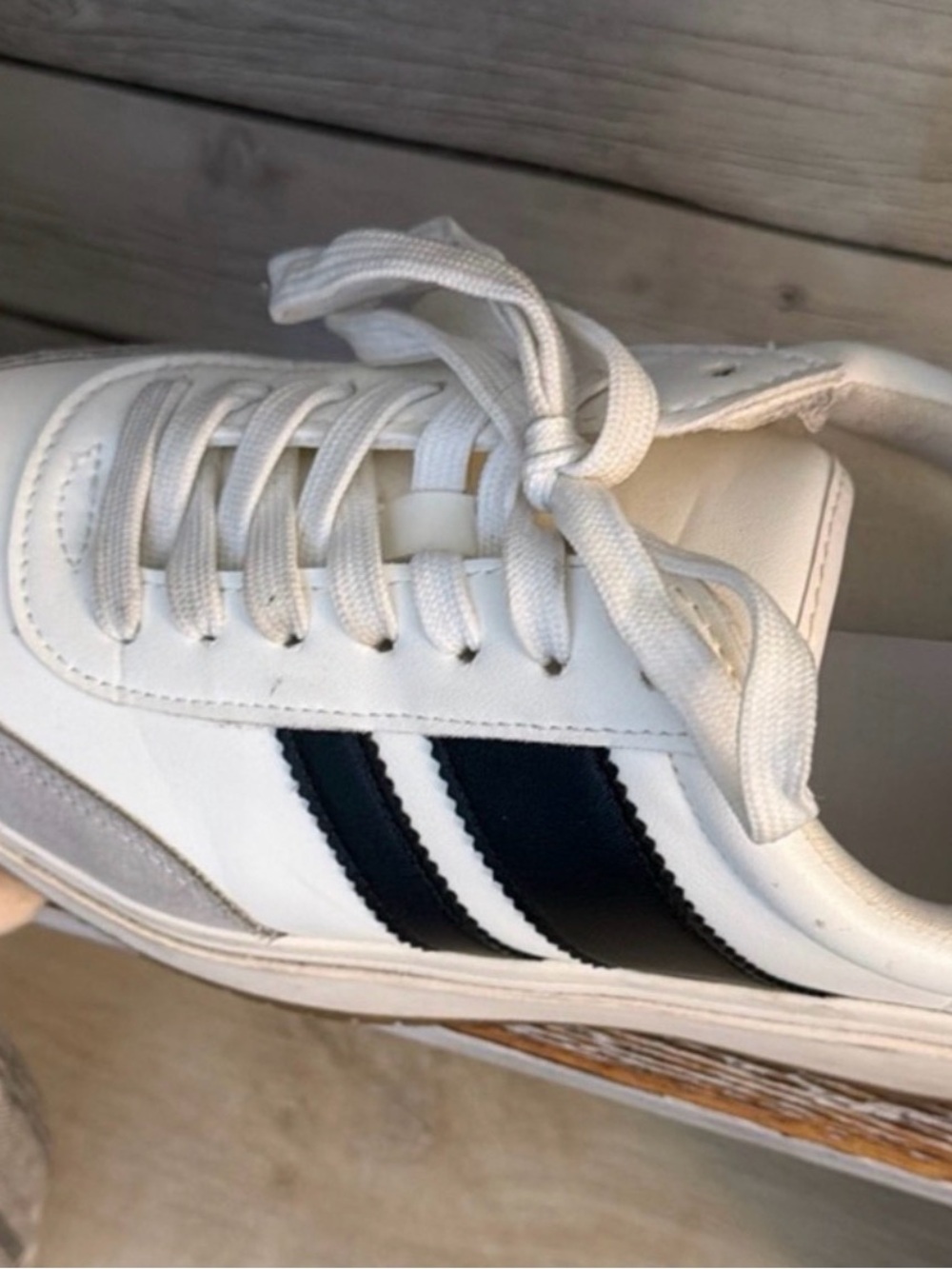 White and Black Platform Sneakers - Casual platform sneaker - Picture 6 of 6